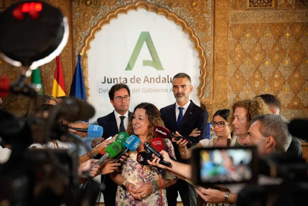 Inauguration of the Regional Delegates of the Andalusian Regional Government in the Province of Almería The Regional Minister of Education, María del Carmen Castillo, speaks to the media before presiding over the swearing-in ceremony for the regional government’s territorial delegates in Almería August 10, 2028, in Almería, Andalusia, Spain August 10, 2026, Marian Leó, Almería, Andalusia, Spain Almería, Andalusia, Spain Spain  Copyright: xMarianxLeonx 7708504