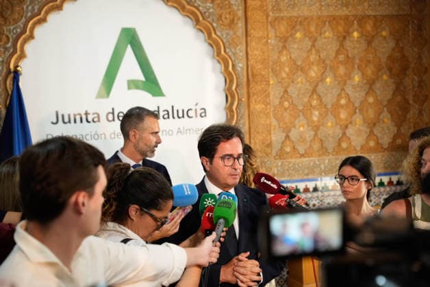 Inauguration of the Regional Delegates of the Andalusian Regional Government in the Province of Almería The provincial delegate of the Andalusian Regional Government in Almería, Francisco Góngora, speaks to the media before presiding over the swearing-in ceremony for the regional government’s territorial delegates in Almería August 10, 2028, in Almería, Andalusia, Spain August 10, 2026, Marian Leó, Almería, Andalusia, Spain Almería, Andalusia, Spain Spain  Copyright: xMarianxLeonx 7708507