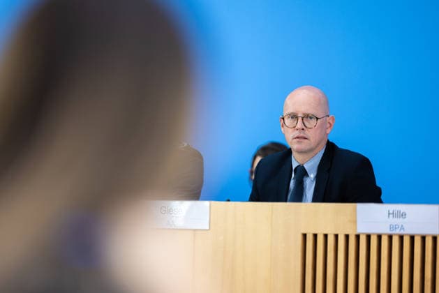regierungspressekonferenz Deutschland, Berlin am 10. August 2026: Martin Giese, Sprecher des Auswärtigen Amts (AA) stellt sich in der Bundespressekonferenz den Fragen der Presse. *** German Government Press Conference, Berlin, August 10, 2026: Martin Giese, Spokesperson for the Federal Foreign Office (AA), answers questions from the press at the Federal Press Conference