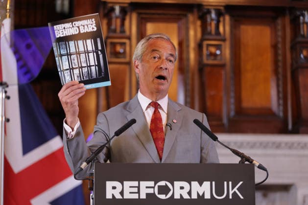 August 10, 2026, London, London, UK: London, UK. Reform UK leader Nigel Farage speaks at a press conference in central London, setting out plans to remove foreign nationals from British prisons in a bid to ease overcrowding. London UK  - ZUMAl94_ 20260810_zaf_l94_003 Copyright: xDinendraxHariax