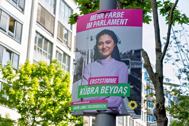 Berlin,10.08.2026,Wahlplakat der Partei Bündnis 90 die Grünen Kübra Bendas zur Wahl zum 20.Abgeordnetenhaus von Berlin sowie zu den Bezirksverordnetenversammlungen am 20.09.2026. *** Berlin, August 10, 2026—Election poster for Kübra Bendas of the Alliance 90 The Greens party for the election to the 20th Berlin House of Representatives and the district councils on September 20, 2026