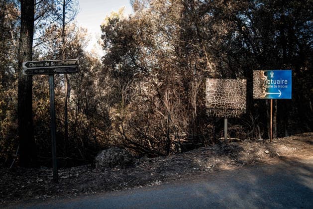 Aftermath of Wildfire in The Var - France The entrance signs to the Notre-Dame-de-Grace Shrine, damaged by the wildfire in Gros Bessillon, in Cotignac, France, on August 10, 2026. Photo by Laurent Coust ABACAPRESS.COM Cotignac France  Copyright: xCoustxLaurent ABACAx
