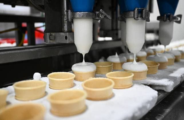 Russia Food Industry 9220043 10.08.2026 A view shows an ice cream production line at the Chistaya Liniya (Clean Line) plant, in Moscow Region, Russia. Maksim Blinov Sputnik Moscow region Russia  Copyright: xMaksimxBlinovx