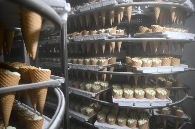 Russia Food Industry 9220057 10.08.2026 A view shows an ice cream production line at the Chistaya Liniya (Clean Line) plant, in Moscow Region, Russia. Maksim Blinov Sputnik Moscow region Russia  Copyright: xMaksimxBlinovx