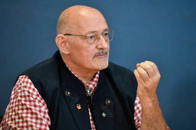 Die Landespressekonferenz der Saarländischen Parteien fand am Montag (10.08.2026) im Saarländischen Landtag in Saarbrücken statt. Im Bild: Christoph Schaufert, Stellvertretender Fraktionsvorsitzender der AfD. *** The Saarland State Press Conference of the Saarland political parties took place on Monday, August 10, 2026, at the Saarland State Parliament in Saarbrücken. Pictured is Christoph Schaufert, deputy parliamentary group leader of the AfD. bub