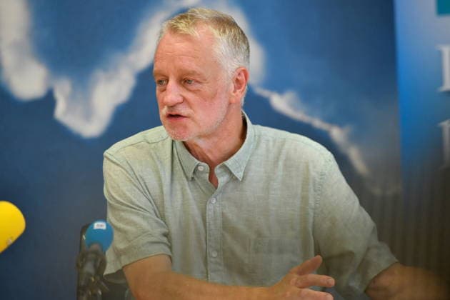 Die Landespressekonferenz der Saarländischen Parteien fand am Montag (10.08.2026) im Saarländischen Landtag in Saarbrücken statt. Im Bild: Ulrich Commercon, Fraktionsvorsitzender der SPD. *** The Saarland State Press Conference of the Saarland political parties took place on Monday, August 10, 2026, at the Saarland State Parliament in Saarbrücken. Pictured: Ulrich Commercon, SPD parliamentary group leader. bub
