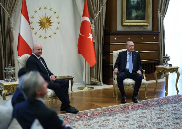 Turkish President Erdogan receives Austrian Chancellor Stocker ANKARA, TURKIYE - AUGUST 10 : (----EDITORIAL USE ONLY - MANDATORY CREDIT - TURKISH PRESIDENCY MURAT KULA HANDOUT - NO MARKETING NO ADVERTISING CAMPAIGNS - DISTRIBUTED AS A SERVICE TO CLIENTS----) Turkish President Recep Tayyip Erdogan (R) receives Austrian Chancellor Christian Stocker (L) with an official ceremony at the Presidential Complex in Ankara, Turkiye on August 10, 2026. Turkish Presidency Murat Kula Handout Anadolu Ankara Turkey. Editorial use only. Please get in touch for any other usage.  Copyright: x2026xAnadoluxTurkishxPresidencyx xMuratxKulax xHandoutx