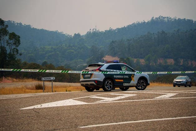 The Seville municipality of El Madrono has been evacuated due to the spread of the wildfire in Niebla, Huelva. The Civil Guard has closed the access road to El Madrono due to the wildfire in Niebla, Huelva. August 10, 2028, in El Madrono, Seville, Andalusia, Spain An evacuation order has been issued for the Seville municipality of El Madrono and its four hamlets due to the spread of the wildfire that broke out in Niebla, Huelva. The Forward Command Post has estimated that 286 people have been affected across the municipality and its four hamlets. AUGUST 10, 2026 Francisco J El Madrono, Seville, Andalusia, El Madrono, Seville, Andalusia, Spain  Copyright: xFranciscoxJ.xOlmox 7708729