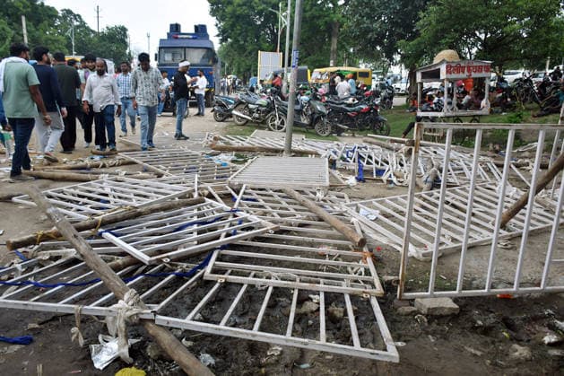 Students march towards Jharkhand Vidhan Sabha against alleged JPSC and JSS CGL paper leak Ranchi, Aug 10 (ANI): A view of the broken barricades during students march towards Jharkhand Assembly to protest against the government over alleged JPSC and JSSC-CGL examination paper leak, in Ranchi on Monday. Ranchi Jharkhand India Copyright: xANIx ANI_20260810470