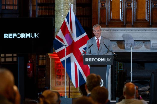 August 10, 2026, London, England, United Kingdom: NIGEL FARAGE, leader of Reform UK, speaks during a Reform UK press conference in Westminster, London. Britain, August 10, 2026. London United Kingdom - ZUMAk172 20260810_zip_k172_013 Copyright: xThomasxKrychx