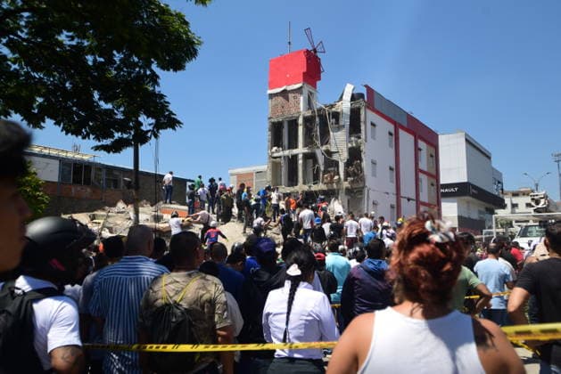 111 killed, 87 injured as magnitude 7.4 earthquake strikes Colombia CALI, COLOMBIA - AUGUST 10: Residents inspect damaged buildings after a magnitude 7.4 earthquake struck Colombia, killing at least 111 people and injuring 87 others, in Cali, Colombia, on August 10, 2026. According to authorities, around 1,500 properties have been affected across the country, while emergency crews continue search-and-rescue and damage-assessment operations. Edwin Rodriguez Pipicano Anadolu Cali Colombia. Editorial use only. Please get in touch for any other usage.  Copyright: x2026xAnadoluxEdwinxRodriguezxPipicanox