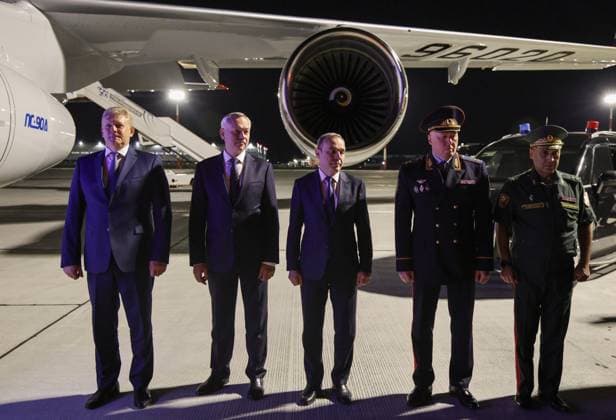 Russia Putin Siberian Federal District 9220390 11.08.2026 Russian Presidential Envoy to the Siberian Federal District Anatoly Seryshev, Novosibirsk Region Governor Andrei Travnikov, head of the FSB Directorate for the Novosibirsk Region Sergei Sizov, head of the Novosibirsk Region Interior Ministry Directorate Andrei Kulkov and acting commander of the Siberian District of the Russian National Guard Kurbonali Safarov attend a welcome ceremony for President Vladimir Putin upon his arrival at Tolmachevo International Airport outside Novosibirsk, Russia. Arkadiy Uvarov Sputnik Novosibirsk Russia  Copyright: xArkadiyxUvarovx