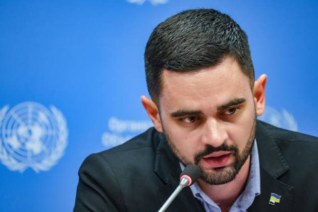 News Bilder des Tages #2 August 10, 2026, New York, New York, United States: KHUAN LEYVA GARSIYA, a former Ukrainian prisoner of war and defender of MariupolÃ¢â‚¬â ¢s Azovstal steelworks, speaks to reporters during a press briefing following his testimony at a UN Security Council Arria-formula meeting at UNHQ. GARSIYA, who spent more than three years in Russian captivity, described severe detention conditions, including torture, beatings and psychological abuse. He also said that his Cuban heritage subjected him to additional discrimination and abuse during his captivity because of CubaÃ¢â‚¬â ¢s political alignment with Russia. New York United States - ZUMAo116 20260810_znp_o116_007 Copyright: xBiancaxOterox