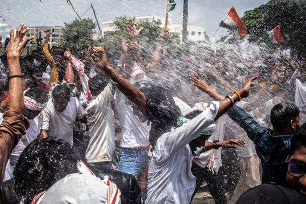 August 10, 2026, Ranchi, India: Police use a water cannon on protesting students during a demonstration. Students staged a march to the state assembly, amplifying ongoing protests against alleged irregularities in examinations conducted by the Jharkhand Public Service Commission and the Jharkhand Staff Selection Commission. Ranchi India  - ZUMAs197 20260810_aaa_s197_061 Copyright: xYousufxSarfarazx