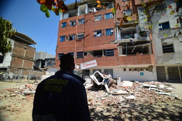 At least 111 killed after magnitude 7.4 earthquake strikes Colombia CALI, COLOMBIA - AUGUST 10: Emergency crews carry out search, rescue and evacuation operations across Cali after a magnitude 7.4 earthquake struck western Colombia, on August 10, 2026 in Cali, Colombia. Preliminary reports indicate that several structures collapsed, buildings and roads were damaged, and some public services were temporarily disrupted. Hospitals activated emergency plans to treat the injured, while technical teams began assessing damaged buildings as authorities warned residents to avoid unsafe structures and remain alert for aftershocks. Edwin Rodriguez Pipicano Anadolu Cali Colombia. Editorial use only. Please get in touch for any other usage.  Copyright: x2026xAnadoluxEdwinxRodriguezxPipicanox