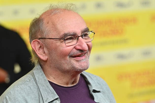 Sigi ZIMMERSCHIED (Schauspieler), Einzelbild,angeschnittenes Einzelmotiv,Portraet,Portrait,Porträt. Weltpremiere STECKERLFISCHFIASKO am 10.08.20226 im Mathaeser Kino in Muenchen. Roter Teppich,Red Carpet. *** Sigi ZIMMERSCHIED, actor; still image, cropped single shot, portrait; World Premiere of *STECKERLFISCHFIASKO* on August 10, 20226, at the Mathäuser Kino in Munich; Red Carpet
