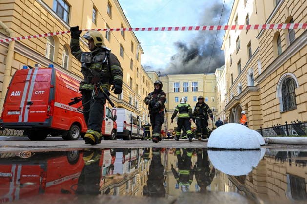 RUSSIA, ST PETERSBURG - AUGUST 11, 2026: Emergency units respond to a roof fire at the Vyborgsky Palace of Culture. Valentin Yegorshin TASS  96036059