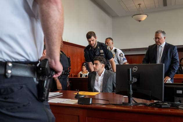 Luigi Mangione, accused of killing Brian Thompson, the CEO of UnitedHealthcare, attends a pre-trial appearance at Manhattan Criminal Court, in New York City, on Tuesday, August 11, 2026. Pool  NYX20260811204 DAVIDxDEExDELGADO