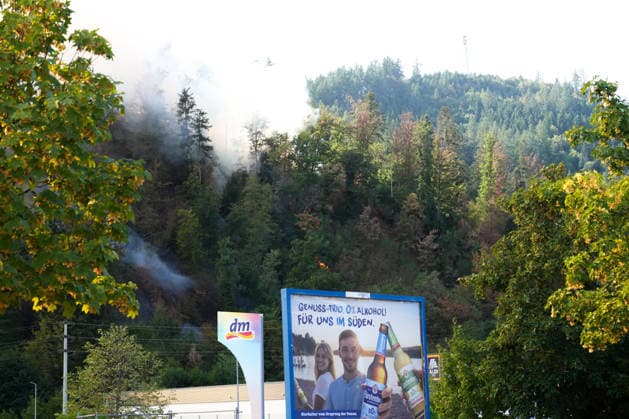 Waldbrand in Zell am Harmersbach, 11.08.2026 Waldbrand in Zell am Harmersbach, 11.08.2026 Zell am Harmersbach Baden-Württemberg Deutschland *** Forest Fire in Zell am Harmersbach, August 11, 2026 Forest Fire in Zell am Harmersbach, August 11, 2026 Zell am Harmersbach, Baden-Württemberg, Germany Copyright: xBEAUTIFULxSPORTS Boscox