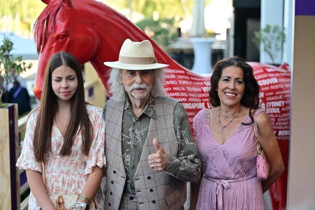 Media Night der Reit -Weltmeisterschaft in Aachen ** NUR FÜR REDAKTIONELLE ZWECKE ** EDITORIAL USE ONLY **<p>Mit der Medianight und ihren prominenten Gästen wird am Dienstag,11.August.2026, auf dem Gelände des CHIO Achen die AEI World Championships eröffnet. Im Bild Jean Pütz mit Familie. Deutschland NRW Aachen Copyright: KaixKitschenberg *** Media Night at the World Equestrian Championships in Aachen ** FOR EDITORIAL USE ONLY ** EDITORIAL USE ONLY ** p The AEI World Championships will kick off on Tuesday, August 11, 2026, at the CHIO Aachen grounds with the Media Night and its celebrity guests. Pictured: Jean Pütz with his family. Germany, North Rhine-Westphalia, Aachen. Copyright KaixKitschenberg Copyright: KaixKitschenberg doc8746is33ap01jpkkt8xc ,EDITORIAL USE ONLY