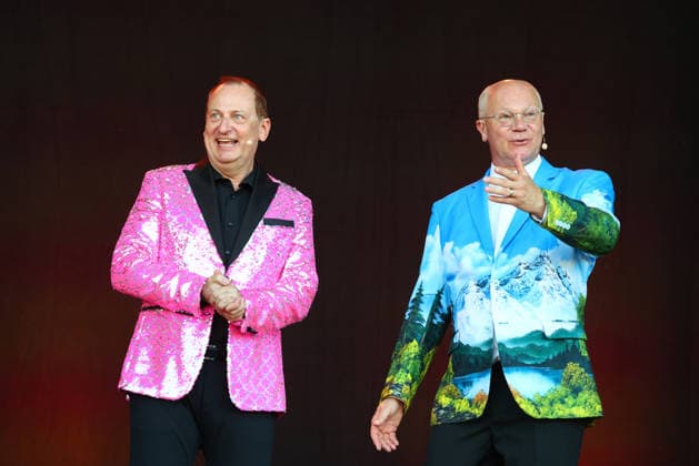Volker Heißmann und Martin Rassau beim Seebühnen Festival 2026 auf der Wilhelminenaue in Bayreuth *** Volker Heißmann and Martin Rassau at the 2026 Seebühnen Festival on the Wilhelminenaue in Bayreuth