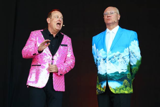 Volker Heißmann und Martin Rassau beim Seebühnen Festival 2026 auf der Wilhelminenaue in Bayreuth *** Volker Heißmann and Martin Rassau at the 2026 Seebühnen Festival on the Wilhelminenaue in Bayreuth