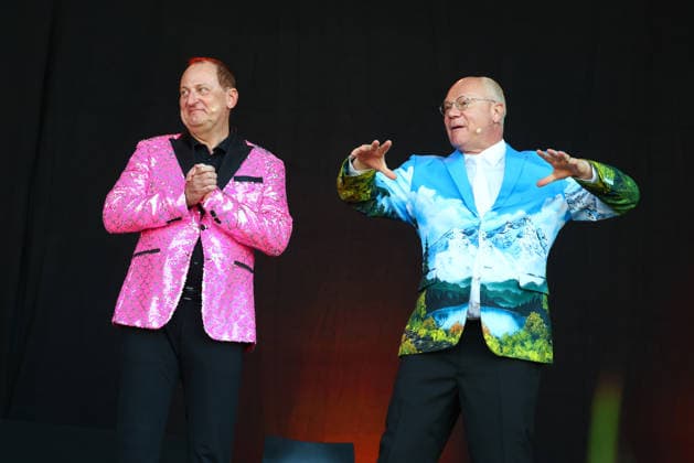 Volker Heißmann und Martin Rassau beim Seebühnen Festival 2026 auf der Wilhelminenaue in Bayreuth *** Volker Heißmann and Martin Rassau at the 2026 Seebühnen Festival on the Wilhelminenaue in Bayreuth