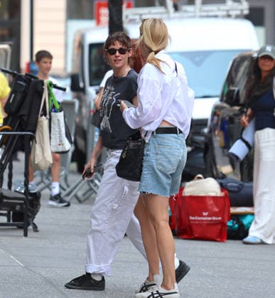 Kristen Stewart and Dylan Meyer out in New York Actress Kristen Stewart and her wife partner Dylan Meyer are smiling and enjoying to be together in New York, NY on August 11, 2026. Photo by Dylan Travis ABACAPRESS.COM New York NY  Copyright: xDylanxTravis ABACAx
