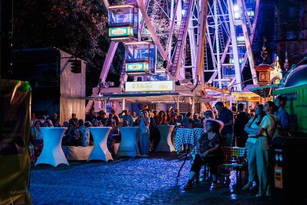 Deutschland Aachen: Programm zur Reit - WM, Weltmeisterschaft, FEI, WM Special in der Altstadt, Konzerte, Riesenrad, Katschhof, CHIO, Public Viewing Eröffnungsfeier Reit-WM *** Germany, Aachen: Program for the World Equestrian Games, World Championships, FEI, World Championships Special in the Old Town, concerts, Ferris wheel, Katschhof, CHIO, public viewing of the World Equestrian Games opening ceremony Copyright: xThiemoxRudolphx