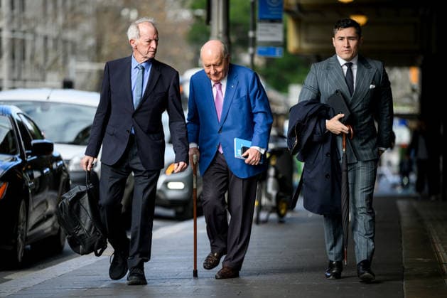 ALAN JONES COURT, Alan Jones (centre) arrives at the Downing Centre Local Court in Sydney, Wednesday, August 12, 2026. ( NO ARCHIVING SYDNEY NEW SOUTH WALES AUSTRALIA  Copyright: xBIANCAxDExMARCHIx 20260812129008658158