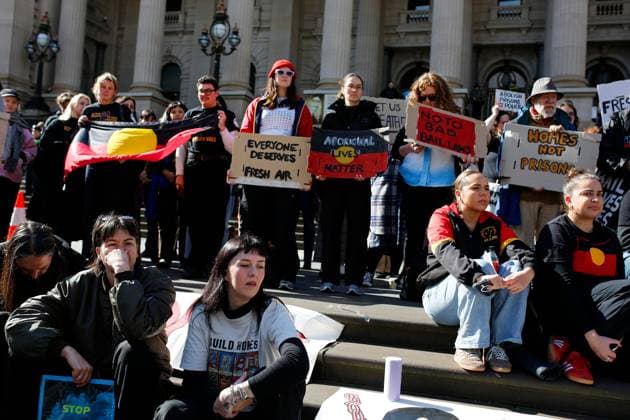 Protesters rally against proposed prison reform bill in Melbourne MELBOURNE, AUSTRALIA AUGUST 12, 2026: Hundreds of people gather in Melbourne to protest the Victorian Government s Corrections Amendment Bill 2026, legislation critics have dubbed the No Air in Prison Bill. The proposed law follows a 2026 Supreme Court of Victoria ruling concerning prisoners statutory right to spend at least one hour each day in the open air. Human rights organisations, legal groups and community advocates argue the bill would make access to outdoor time subject to operational considerations, raising concerns about the rights and welfare of people in custody. Melbourne Australia Copyright: x xYexMyoxKhantx xJNAxPressx