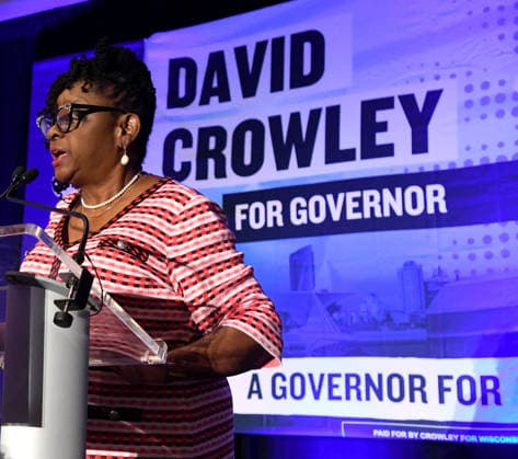 August 11, 2026, Milwaukee, Wisconsin, USA: CONG. GWEN MOORE (D-Wis) tells supporters of Democratic gubernatorial candidate David Crowley that it is time to go home because the race is too close to call and a tabulating error is delaying results, near Midnight Tuesday night August 11, 2026 at the Hyatt Regency hotel in downtown Milwaukee. Crowley did not appear to talk to his supporters. The race against Francesca Hong was still very close when it was announced that human error caused a delay in counting absentee ballots from Milwaukee. Milwaukee USA - ZUMAh154 20260811_znp_h154_044 Copyright: xMarkxHertzbergx