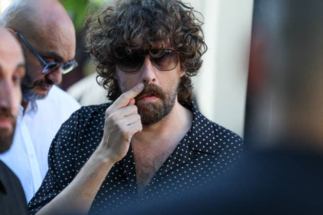 French DJ Kavinsky Funeral in Montmartre - Paris Gaspard Augé arriving to the funeral ceremony for French DJ Vincent Belorgey, better known by his stage name Kavinsky at Saint-Pierre-de-Montmartre Church, perched atop Montmartre hill in the 18th arrondissement of Paris, France on August 12, 2026. Photo by Raphael Lafargue ABACAPRESS.COM Paris Ile-de-France France  Copyright: xLafarguexRaphael ABACAx
