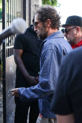 French DJ Kavinsky Funeral in Montmartre - Paris Thomas Bangalter (Daft Punk) arriving to the funeral ceremony for French DJ Vincent Belorgey, better known by his stage name Kavinsky at Saint-Pierre-de-Montmartre Church, perched atop Montmartre hill in the 18th arrondissement of Paris, France on August 12, 2026. Photo by Raphael Lafargue ABACAPRESS.COM Paris Ile-de-France France  Copyright: xLafarguexRaphael ABACAx