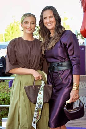 Luna Schweiger mit Mutter Dana Schweiger bei der Media Night der FEI World Championships Aachen 2026 im Champions Circle am Reitstadion. Aachen, 11.08.2026 *** Luna Schweiger with her mother, Dana Schweiger, at the Media Night for the 2026 FEI World Championships Aachen in the Champions Circle at the Aachen Equestrian Stadium, August 11, 2026 Foto:xC.xAdolph xFuturexImagex fei_6898