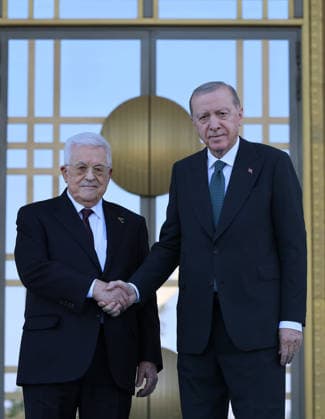 Recep Tayyip Erdogan - Mahmoud Abbas meeting in Ankara ANKARA, TURKIYE - AUGUST 12: (----EDITORIAL USE ONLY - MANDATORY CREDIT - TURKISH PRESIDENCY MURAT CETINMUHURDAR HANDOUT - NO MARKETING NO ADVERTISING CAMPAIGNS - DISTRIBUTED AS A SERVICE TO CLIENTS----) Turkish President Recep Tayyip Erdogan (R) welcomes Palestinian President Mahmoud Abbas (L) with an official ceremony at the Presidential Complex during his official visit to Ankara, Turkiye, on August 12, 2026. TUR Presidency Murat Cetinmuhurdar Handout Anadolu Ankara Turkey. Editorial use only. Please get in touch for any other usage.  Copyright: x2026xAnadoluxTURxPresidency xMuratxCetinmuhurdarx xHandoutx