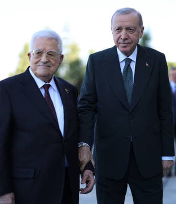 Recep Tayyip Erdogan - Mahmoud Abbas meeting in Ankara ANKARA, TURKIYE - AUGUST 12: (----EDITORIAL USE ONLY - MANDATORY CREDIT - TURKISH PRESIDENCY MURAT KULA HANDOUT - NO MARKETING NO ADVERTISING CAMPAIGNS - DISTRIBUTED AS A SERVICE TO CLIENTS----) Turkish President Recep Tayyip Erdogan (R) welcomes Palestinian President Mahmoud Abbas (L) with an official ceremony at the Presidential Complex during his official visit to Ankara, Turkiye, on August 12, 2026. TUR Presidency Murat Kula Handout Anadolu Ankara Turkey. Editorial use only. Please get in touch for any other usage.  Copyright: x2026xAnadoluxTURxPresidency xMuratxKulax xHandoutx