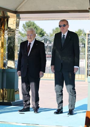 Recep Tayyip Erdogan - Mahmoud Abbas meeting in Ankara ANKARA, TURKIYE - AUGUST 12: (----EDITORIAL USE ONLY - MANDATORY CREDIT - TURKISH PRESIDENCY MURAT CETINMUHURDAR HANDOUT - NO MARKETING NO ADVERTISING CAMPAIGNS - DISTRIBUTED AS A SERVICE TO CLIENTS----) Turkish President Recep Tayyip Erdogan welcomes Palestinian President Mahmoud Abbas with an official ceremony at the Presidential Complex during his official visit to Ankara, Turkiye, on August 12, 2026. TUR Presidency Murat Cetinmuhurdar Handout Anadolu Ankara Turkey. Editorial use only. Please get in touch for any other usage.  Copyright: x2026xAnadoluxTURxPresidencyx MuratxCetinmuhurdarx xHandoutx