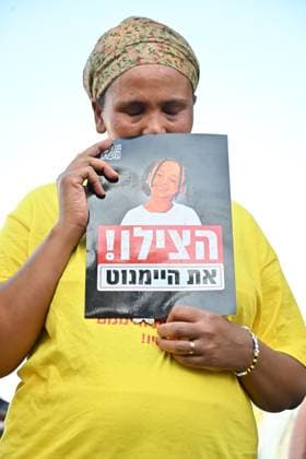 Protest Marks 900 Days Since the Abduction of Heymanot Kasau TEL AVIV, ISRAEL AUGUST 12, 2026: Protesters gather outside the offices of the Israel Security Agency (Shin Bet) to mark 900 days since the abduction of Heymanot Kasau in Tel Aviv, Israel, August 12, 2026. Demonstrators call for answers from the authorities and renewed efforts in the ongoing search for Kasau, whose disappearance remains unresolved. Tel Aviv Israel Copyright: x xPaulinaxPatimerx xJNAxPressx