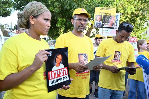 August 12, 2026, Tel Aviv, Israel: TEL AVIV, ISRAEL Ã¢â‚¬ AUGUST 12, 2026: Protesters gather outside the offices of the Israel Security Agency (Shin Bet) to mark 900 days since the abduction of Heymanot Kasau in Tel Aviv, Israel, August 12, 2026. Demonstrators call for answers from the authorities and renewed efforts in the ongoing search for Kasau, whose disappearance remains unresolved. Tel Aviv Israel  - ZUMAq101 20260812_zna_q101_146 Copyright: xPaulinaxPatimerx