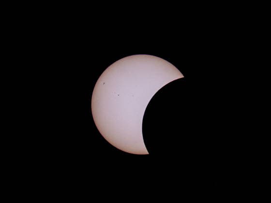 Rottenburg am Neckar partielle Sonnenfinsternis in Deutschland am 12.08.2026 Der Mond verdeckt die Sonne deutlich, partielle Sonnenfinsternis in Deutschland am 12.08.2026, *** Rottenburg am Neckar: Partial Solar Eclipse in Germany on August 12, 2026. The Moon will clearly obscure the Sun; partial solar eclipse in Germany on August 12, 2026, Copyright: xEibner-Pressefoto FlorianxSchustx EP_FSU
