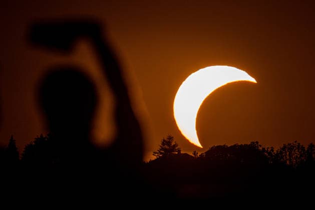 Partial solar eclipse in Czech Republic OSTRAVA, CZECH REPUBLIC - AUGUST 12: A view of the partial solar eclipse from planetarium Ostrava in Ostrava, Czech Republic, on August 12, 2026. Lukas Kabon Anadolu Ostrava Czech Republic. Editorial use only. Please get in touch for any other usage.  Copyright: x2026xAnadoluxLukasxKabonx