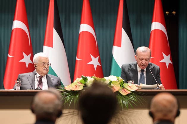 Mahmoud Abbas Meets Turkish President Recep Tayyip Erdogan in Ankara Palestinian President Mahmoud Abbas meets with Turkish President Recep Tayyip Erdogan in Ankara, Turkey, on August 12, 2026. Photo by Thaer Ganaim apaimages Ankara Ankara Turkey 120826_Turkey_PPO_00(4) Copyright: xapaimagesxThaerxGanaimx xapaimagesx