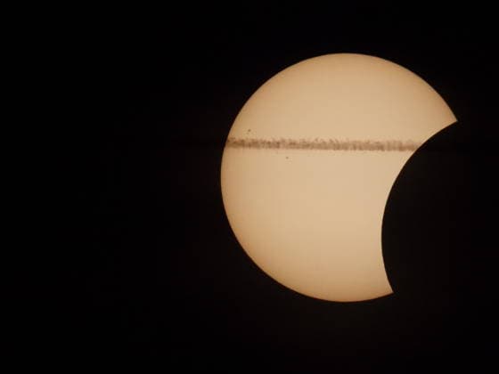 12.08.2026 xkhx Kassel, partielle Sonnenfinsternis - alle Phasen In Kassel wird sich der Mond vor die Sonne schieben und die Sonne zu 88 Prozent bedecken *** August 12, 2026 xkhx Kassel, partial solar eclipse—all phases. In Kassel, the Moon will pass in front of the Sun and cover 88 percent of it. KH
