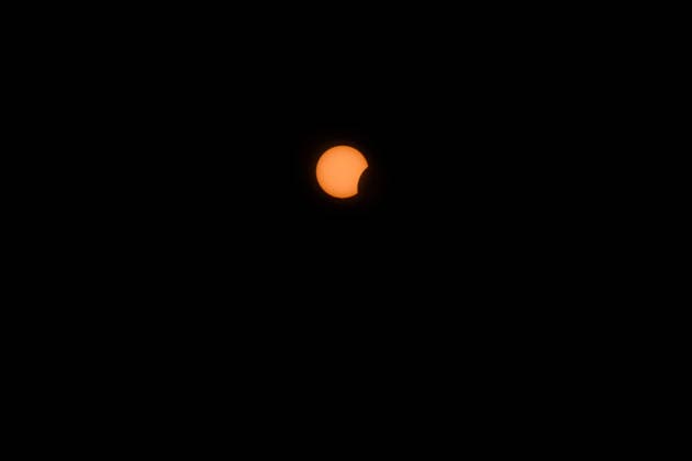 Bad Salzungen GER, Sonnenfinsternis ueber Thueringen, In Deutschland war die Sonne zwischen kurz nach 19 Uhr und kurz vor 21 Uhr zu 84 bis 90 Prozent verdeckt, Mittwoch, 12.08.2026 GER, Sonnenfinsternis ueber Thueringen, In Deutschland war die Sonne zwischen kurz nach 19 Uhr und kurz vor 21 Uhr zu 84 bis 90 Prozent verdeckt, Mittwoch, 12.08.2026 *** Bad Salzungen, Germany, Solar Eclipse over Thuringia; In Germany, the sun was 84 to 90 percent obscured between shortly after 7 p.m. and shortly before 9 p.m., Wednesday, August 12, 2026, Germany, Solar Eclipse over Thuringia, In Germany, the sun was obscured by 84 to 90 percent between shortly after 7:00 p.m. and shortly before 9:00 p.m., Wednesday, August 12, 2026 Copyright: xMartinxHerbstx