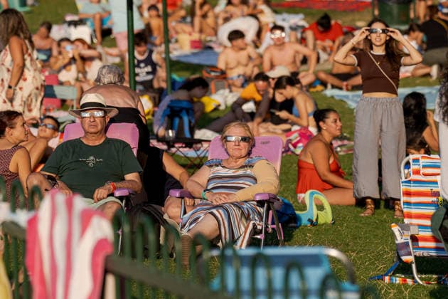 Total Solar Eclipse in Spain BUITRAGO DEL LOZOYA, SPAIN - AUGUST 12: Thousands of people gather to observe a total solar eclipse over the Madrid town of Buitrago del Lozoya, Spain, on August 12, 2026. The rare astronomical event captivated millions across Spain as the Moon passed in front of the Sun, briefly turning day into darkness. Diego Radames Anadolu Buitrago del lozoya Spain. Editorial use only. Please get in touch for any other usage.  Copyright: x2026xAnadoluxDiegoxRadamesx