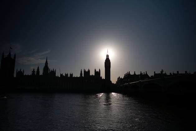 Partial Solar Eclipse observed in London LONDON, UNITED KINGDOM - AUGUST 12: A partial solar eclipse is observed alongside the Elizabeth Tower (Big Ben) as the Moon passed between the Sun and Earth in London, United Kingdom on August 12, 2026. Rasid Necati Aslim Anadolu London United Kingdom. Editorial use only. Please get in touch for any other usage.  Copyright: x2026xAnadoluxRasidxNecatixAslimx