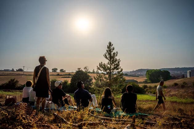 Burgos Observes the 2026 Total Solar Eclipse A group of people during the 2026 total solar eclipse, on August 12, 2026, in Burgos, Castile and León, Spain. This is the first total solar eclipse visible from the Iberian Peninsula in over a century. The path of totality crosses Spain from west to east and passes through numerous provincial capitals, from which observers will be able to witness the first event of the so-called trio of eclipses, since on August 2, 2027, another total eclipse will cross Spain, and on January 26, 2028, an annular eclipse will occur in Spain  Copyright: xGabrielxLuengasx 7712102