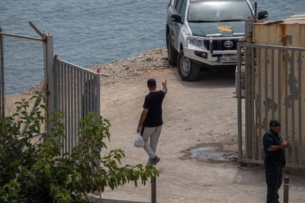 Morocco reinforces border security as migrants continue to leave Ceuta CEUTA, SPAIN AUGUST 12, 2026: Moroccan security forces reinforce measures on the Moroccan side of the Tarajal border area amid efforts to prevent further migrant crossings into the Spanish enclave of Ceuta on August 12, 2026. According to figures provided by Spain s Guardia Civil, migrants who entered Ceuta during the July 30 surge continue to leave voluntarily through a designated crossing point, with approximately 500 people departing the enclave over the previous 48 hours. Ceuta Spain Copyright: x xAntonioxSemperex xJNAxPressx