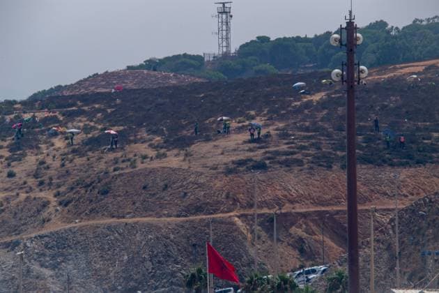 Morocco reinforces border security as migrants continue to leave Ceuta CEUTA, SPAIN AUGUST 12, 2026: Moroccan security forces reinforce measures on the Moroccan side of the Tarajal border area amid efforts to prevent further migrant crossings into the Spanish enclave of Ceuta on August 12, 2026. According to figures provided by Spain s Guardia Civil, migrants who entered Ceuta during the July 30 surge continue to leave voluntarily through a designated crossing point, with approximately 500 people departing the enclave over the previous 48 hours. Ceuta Spain Copyright: x xAntonioxSemperex xJNAxPressx